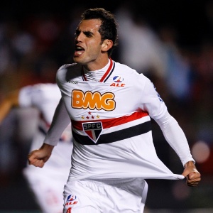 Defensor cobrou mais atenção dos colegas para evitar que time volte a levar gols bobos
