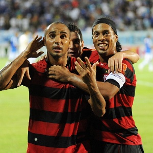 Os jogadores do Flamengo comemoram mais um tabu quebrado na temporada: nova oportunidade