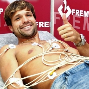 Diego passa por exames médicos no Atlético de Madri antes de ser apresentado oficialmente