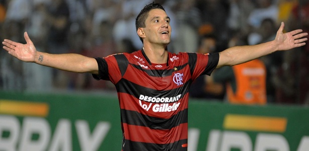 Thiago Neves deve se juntar ao grupo rubro-negro em Londrina na próxima semana