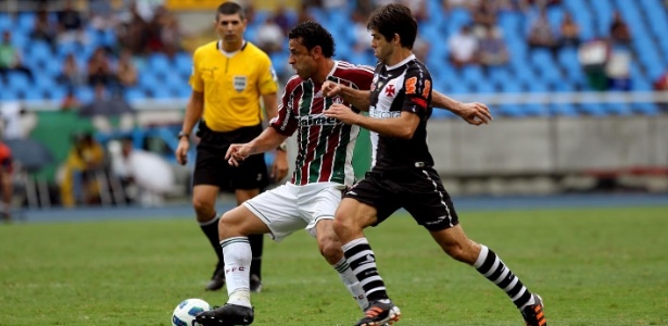 Vasco e Flu se encontram com tentativa de trégua após brigas, mas em meio a incertezas