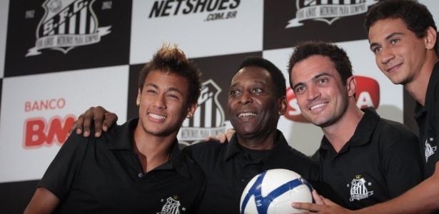 Ganso e Neymar ficam concentrados no Japão e Santos leva Falcão para fazer propaganda