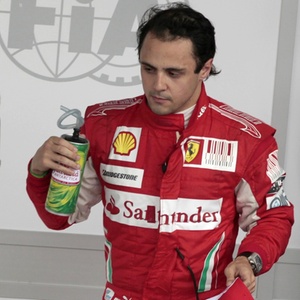 Felipe Massa terá de mostrar resultados na próxima temporada para seguir na Ferrari