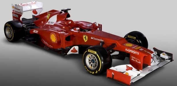 Ferrari apresentou o modelo 2012 pela internet devido à neve em Maranello