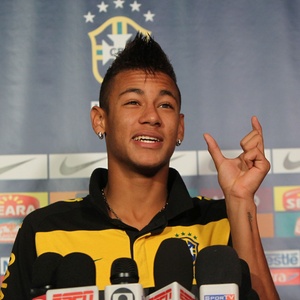Neymar chama atenção dos principais clubes da Europa; Real Madrid estaria na briga pelo santista