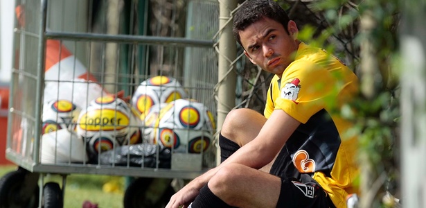 Juan ganhará R$ 200 mil mensais e ficará no Santos por empréstimo até o final do ano