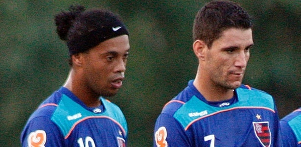 Ronaldinho e Thiago Neves são indispensáveis na reunião para os torcedores do Fla