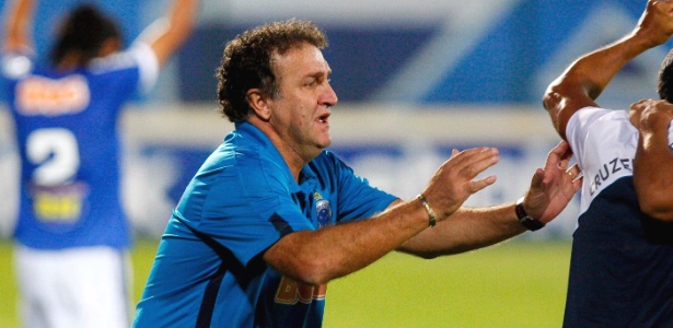 Treinador prefere não confirmar contato e aguarda posição oficial do Inter