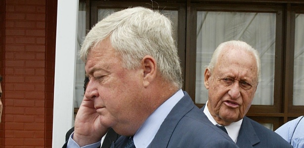 Teixeira, com João Havelange ao fundo, é considerado fraco politicamente por Jennings