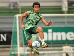 Atacante Matheus Carvalho pode ganhar uma chance no ataque tricolor