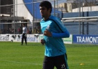 Gripado, Léo Gago deve dar lugar para Vilson no time do Grêmio contra o Vasco