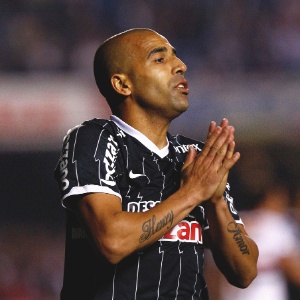 Após boa temporada, Emerson recebeu proposta milionária do Qatar, mas fica no Corinthians