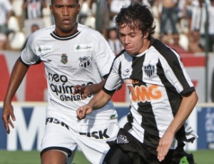 O empate entre Atlético-MG e Ceará, domingo, em Sete Lagoas, foi marcado pela arbitragem polêmica