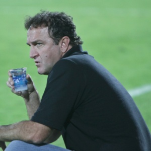 Cuca afirma que Palmeiras est&aacute; se mobilizando para tenta superar Atl&eacute;tico na Arena do Jacar&eacute;