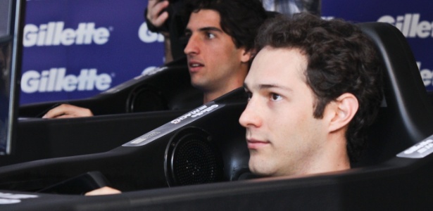 Bruno Senna e Thomaz Bellucci disputam corrida em um simulador de Fórmula 1
