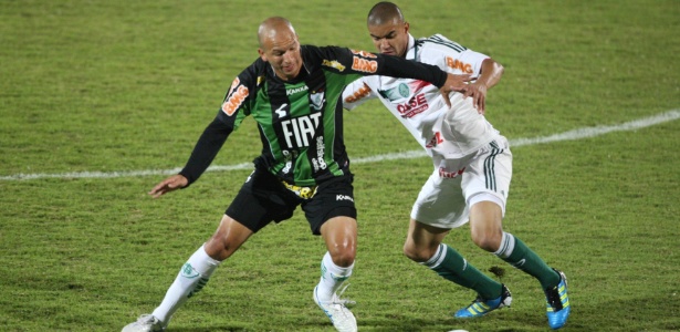 Palmeiras fez um jogo feio e pouco criativo contra o América-MG em Sete Lagoas - LUIZ COSTA/HOJE EM DIA/AE