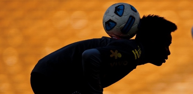 Brasil treinou com portões fechados na véspera do jogo contra o Equador