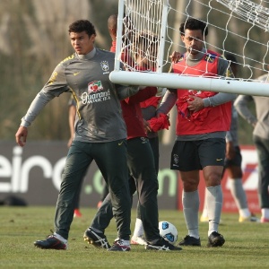 Thiago Silva será poupado do treino desta sexta; comissão técnica aguarda evolução até sábado