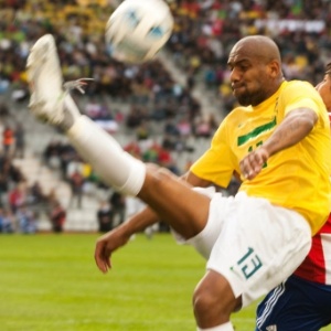 Lateral brasileiro voltou a ocupar a vaga de titular após boa participação na Copa América de 2011 - Danilo Verpa/Folhapress