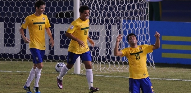 Henrique celebra primeiro gol do Brasil na partida contra os austríacos