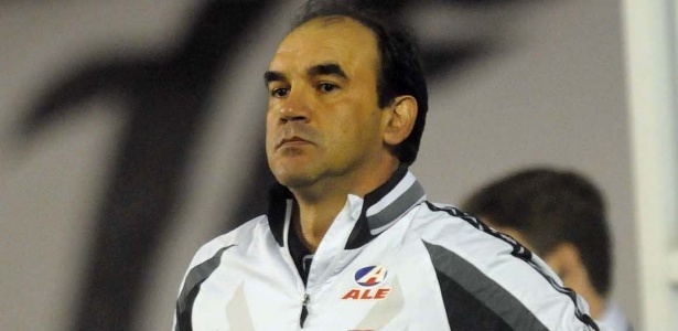 Mesmo com a barração de alguns jogadores, Ricardo Gomes tem a confiança do grupo - Nina Lima/ FOTOCOM