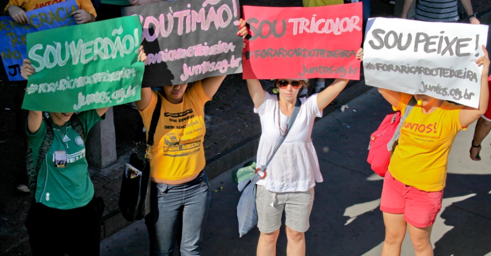 Torcida dos quatro grandes de São Paulo está unida no protesto contra Ricardo Teixeira (13/08/2011)