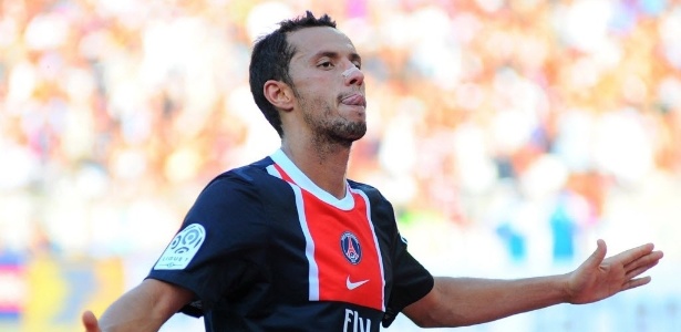 O brasileiro Nenê deve deixar o Paris Saint-Germain e ir para a Turquia -  REUTERS/Julien Muguet 