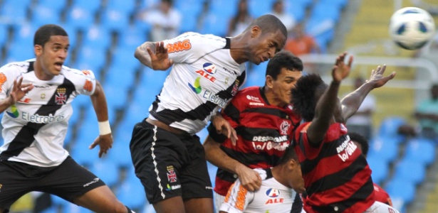 Vasco e Fla se enfrentam no domingo de olho em título e Libertadores, respectivamente - Fernando Maia/ UOL