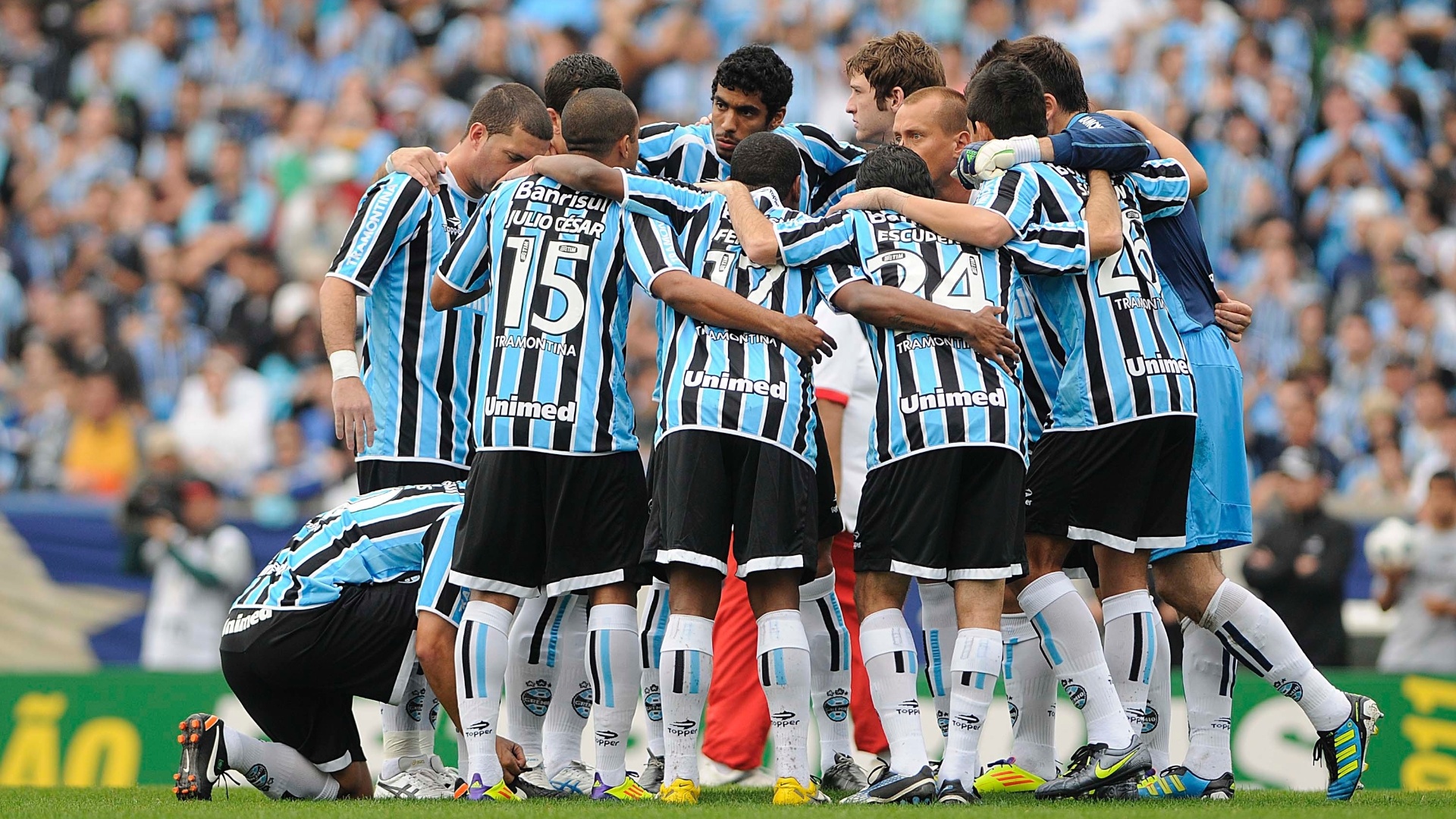 Fotos: Grêmio x Internacional - 28/08/2011 - UOL Esporte