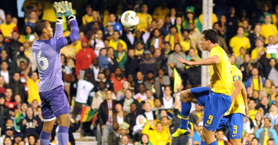 Gol impedido de Leandro Damião - Brasil x Gana (05/09/2011)