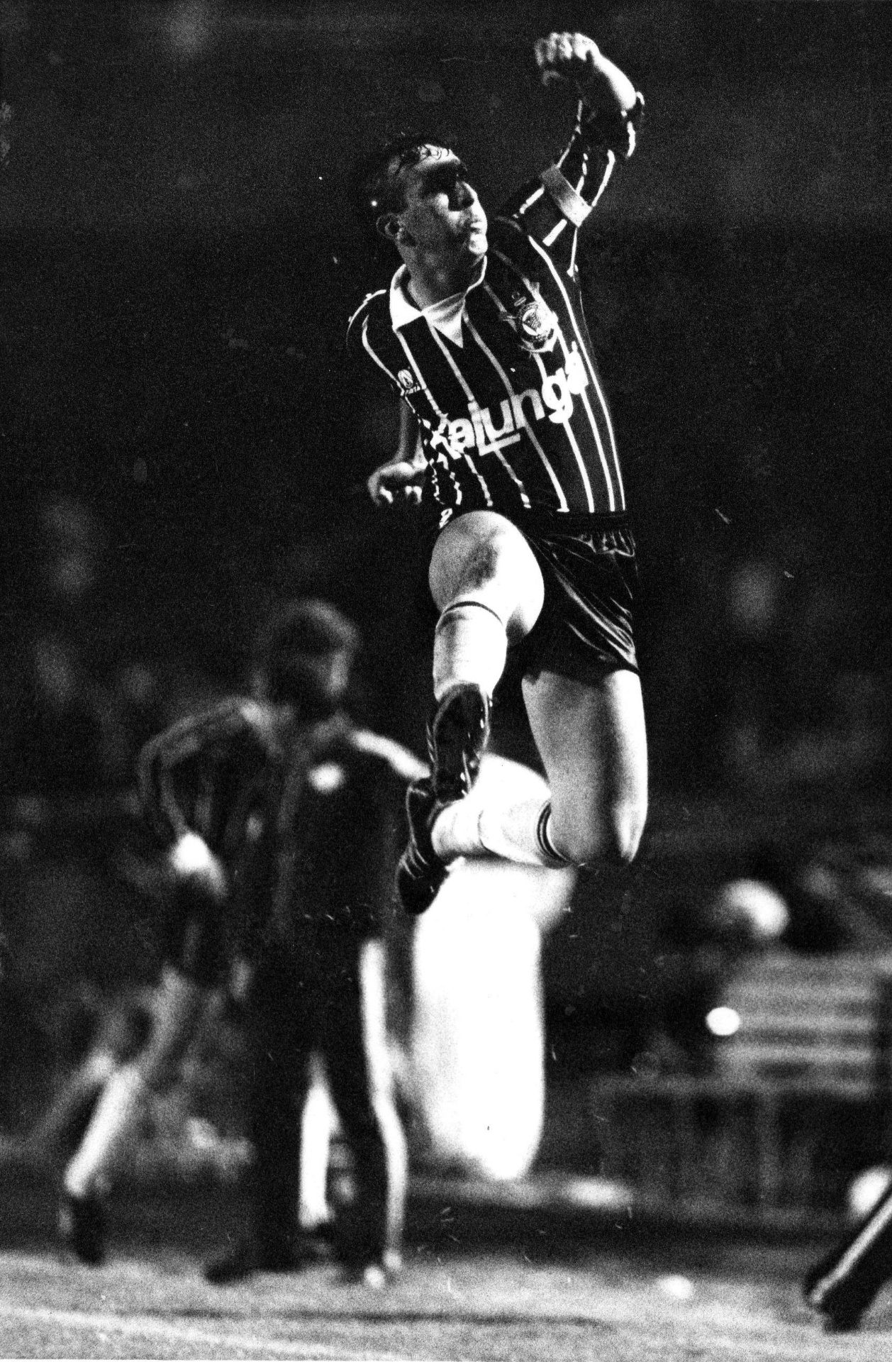 Campeonato Brasileiro, 1990 - São Paulo 1 x 1 Corinthians: o meia Neto comemora o gol do Corinthians (23/9/90)
