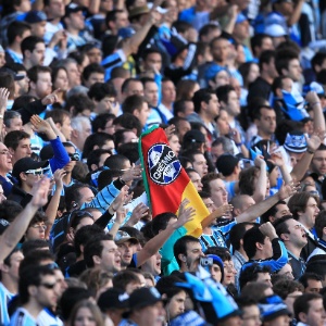 Grêmio irá ressarcir os torcedores que tinham ingressos e não conseguiram acessar o estádio - Nabor Goulart/Agência Freelancer