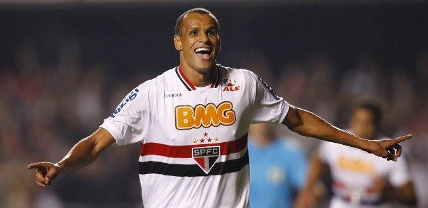 Rivaldo defendeu o São Paulo na temporada passada, mas não teve o contrato renovado - Almeida Rocha/Folhapress