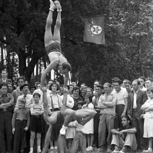 Exibição em Barcelona, nos Jogos Alternativos, iniciativa contra a realização da Olimpíada na Alemanha nazista