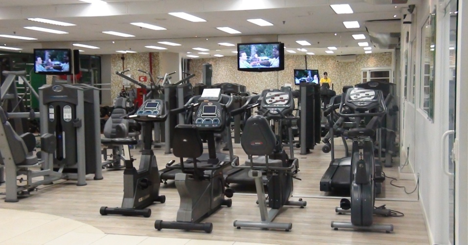 (27/09/2011 Vista geral do salão de musculação do centro de fisioterapia do goleiro Marcos, do Palmeiras