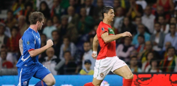 Cristiano Ronaldo não fez gol, mas viu Portugal aplicar 5 a 3 na frágil Islândia - Miguel Vidal/Reuters