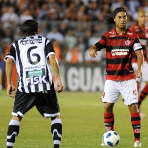 Se Ronaldinho Gaúcho quiser trocar de camisa com jogadores do Grêmio, será um problema - Alexandre Vidal/Fla Imagem/Divulgação