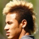 Neymar exibe moicano em treinamento do Santos no CT - Ricardo Saibun / Santos FC