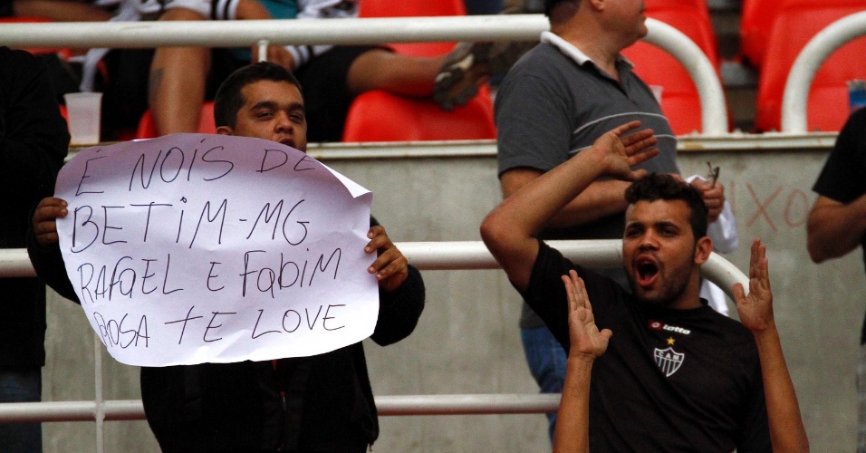 Torcida do Atlético-MG comparece ao Engenhão para a partida contra o Fluminense