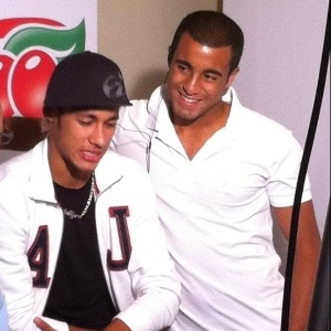 Neymar e Lucas antes do evento começar