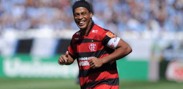 Clube japonês se mostra disposto a pagar milhões para tirar Ronaldinho do Flamengo - Neco Varella/Agência Freelancer