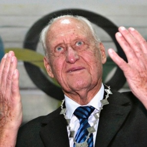 Em imagem de janeiro de 2009, João Havelange era homenageado pelo Comitê Olímpico do Paraguai - REUTERS/Jorge Adorno