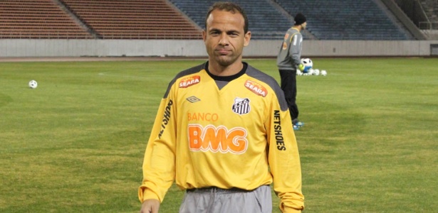 Léo completa 400 jogos pelo Santos no duelo contra o Oeste nesta quinta-feira, em Barueri - Divulgação/SantosFC