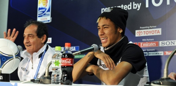 Muricy ressalta histórico sem lesões de Neymar e se preocupa com engorda - EFE/KIMIMASA MAYAMA