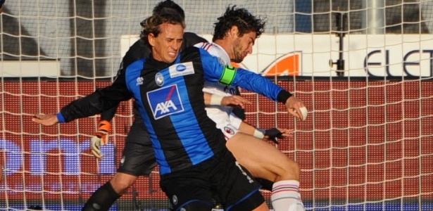 Pato contribuiu para a vitória do Milan diante da Atalanta - Olivier Morin/AFP