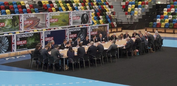 A 200 dias da Olimpíada, reunião chefiada por David Cameron na arena que abrigará o handebol