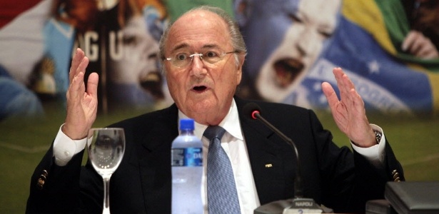 Blatter afirmou que confia que o Brasil cumprirá todos os prazos para a Copa de 2014