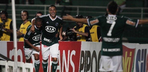 Daniel Carvalho, meia do Palmeiras, teve seu relógio roubado na semana passada - Rodrigo Paiva/UOL