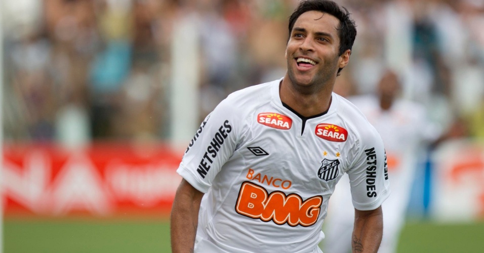 Wesley, ex-Atlético Tubarão, marca na Libertadores e ajuda Flamengo na  busca pela classificação - Esporte 