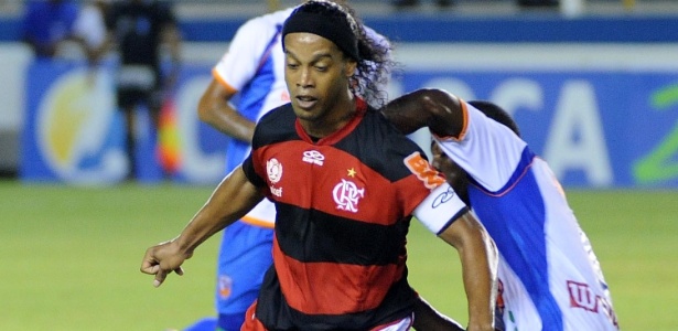 Ronaldinho foi muito marcado contra o Duque de Caxias e não teve grande atuação - Alexandre Vidal/ Fla Imagem